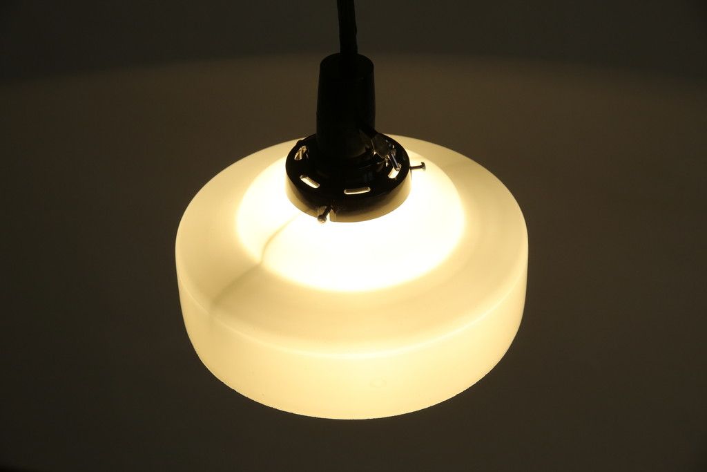 和製アンティーク　シンプルなのに存在感がある浅盛ガラスシェード(照明カバー、吊り下げ照明、ペンダントライト、天井照明、電笠)(R-083810)