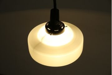 和製アンティーク　シンプルなのに存在感がある浅盛ガラスシェード(照明カバー、吊り下げ照明、ペンダントライト、天井照明、電笠)(R-083810)