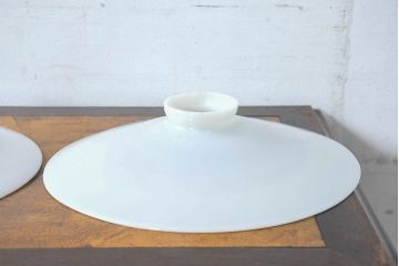 《引っ掛けシーリング式ペンダントライト加工費込み》　和製アンティーク　戦前　レトロな平笠2個セット(天井照明カバー、吊り下げ照明カバー、シェード、電笠)(R-083814)