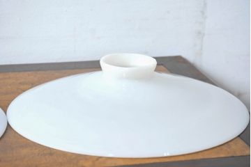 《引っ掛けシーリング式ペンダントライト加工費込み》　和製アンティーク　戦前　レトロな平笠2個セット(天井照明カバー、吊り下げ照明カバー、シェード、電笠)(R-083815)