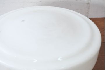和製　アンティーク　やわらかい曲線のフォルムが美しい乳白ガラスペンダントライト(天井照明カバー、吊り下げ照明、シェード、電笠)(R-083819)