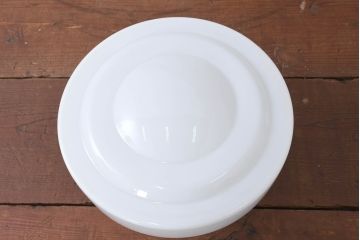 《引っ掛けシーリング式ペンダントライト加工費込み》　和製アンティーク　優美なフォルムが空間にやさしい印象を添える乳白ガラスペンダントライト(天井照明カバー、吊り下げ照明、シェード、電笠)(R-083821)