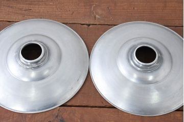 和製アンティーク　在庫10セットあります!!　インダストリアル　レトロなアルミ製のペンダントライトシェード2個セット(吊り下げ照明、天井照明、ランプシェード、電笠、照明カバー)(R-083827)