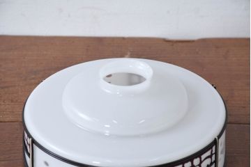 《引っ掛けシーリング式ペンダントライト加工費込み》　和製アンティーク　セルロイド装飾　渋みある色合いと繊細なデザインが美しいペンダントライト(天井照明カバー、吊り下げ照明、シェード、電笠)(R-083842)