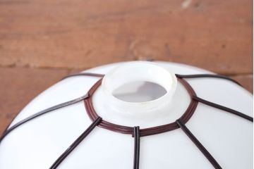 《引っ掛けシーリング式ペンダントライト加工費込み》　和製アンティーク　セルロイド装飾　落ち着いたえんじ色と優雅な曲線が調和したペンダントライト(天井照明カバー、吊り下げ照明、シェード、電笠)(R-083844)