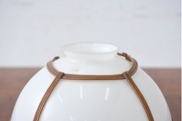 《引っ掛けシーリング式ペンダントライト加工費込み》　和製アンティーク　セルロイド装飾　丸みを帯びた愛らしいフォルムのペンダントライト(天井照明カバー、吊り下げ照明、シェード、電笠)(R-083845)