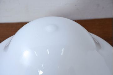 和製アンティーク　優美なフォルムが空間にやさしい印象を添える乳白ガラスペンダントライト2個セット(天井照明カバー、吊り下げ照明、シェード、電笠)(R-083848)