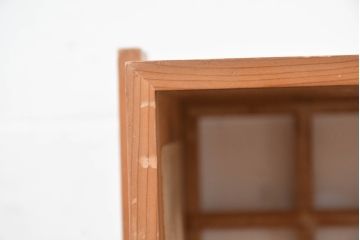 和製ビンテージ　高級杉材　神代杉ベース　有明行灯デザイン　和の雰囲気漂うテーブルスタンド(卓上照明、行燈、置き型照明、スタンドライト、テーブルランプ、テーブルスタンド、あんどん、ヴィンテージ)(R-083864)