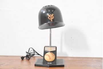 和製ビンテージ　HITACHI (日立)　非売品　限定ライト　記念ノベルティ　記念品　読売ジャイアンツ　ユニークなデザインでインテリアに遊び心をプラスするテーブルランプ(テーブルスタンド、テーブル照明、テーブルライト、デスクライト、デスクスタンド、卓上照明、ヴィンテージ)(R-083865)
