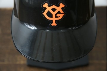 和製ビンテージ　HITACHI (日立)　非売品　限定ライト　記念ノベルティ　記念品　読売ジャイアンツ　ユニークなデザインでインテリアに遊び心をプラスするテーブルライト　(R-083865)