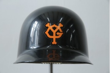 和製ビンテージ　HITACHI (日立)　非売品　限定ライト　記念ノベルティ　記念品　読売ジャイアンツ　ユニークなデザインでインテリアに遊び心をプラスするテーブルライト　(R-083865)
