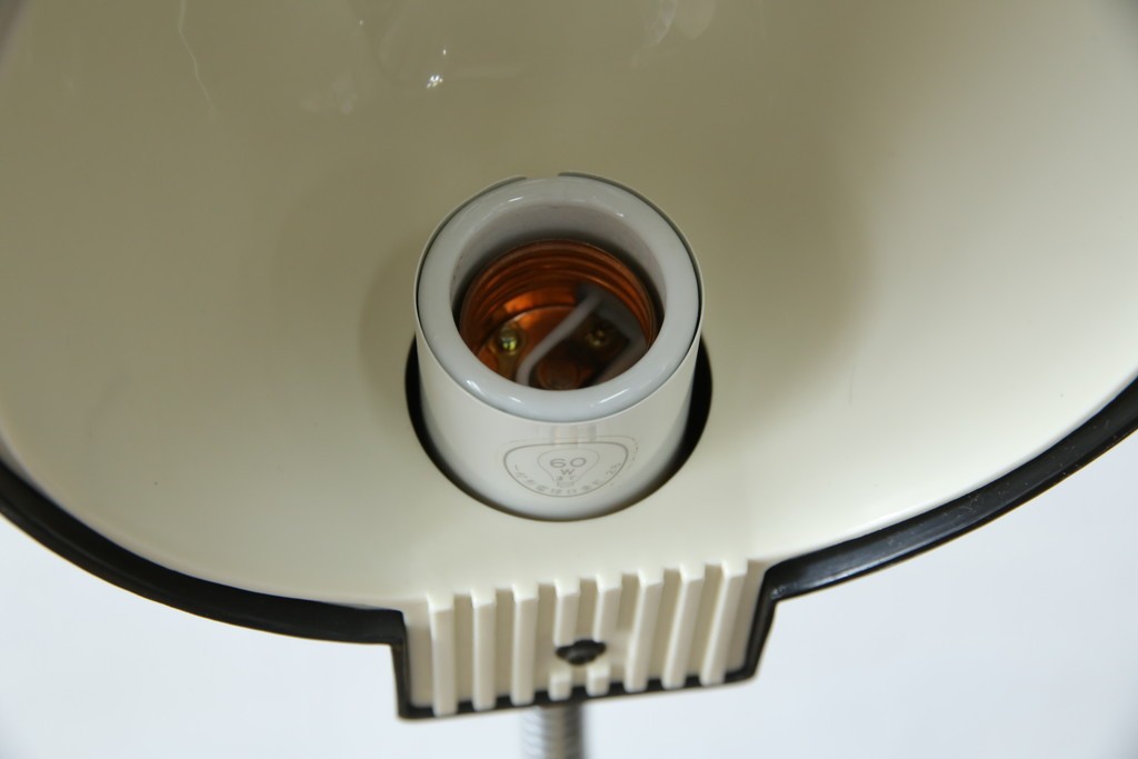 和製ビンテージ　HITACHI (日立)　非売品　限定ライト　記念ノベルティ　記念品　読売ジャイアンツ　ユニークなデザインでインテリアに遊び心をプラスするテーブルライト　(R-083865)