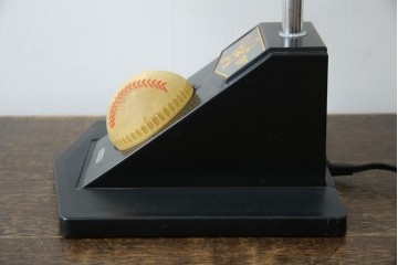 和製ビンテージ　HITACHI (日立)　非売品　限定ライト　記念ノベルティ　記念品　読売ジャイアンツ　ユニークなデザインでインテリアに遊び心をプラスするテーブルライト　(R-083865)