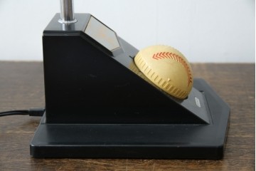 和製ビンテージ　HITACHI (日立)　非売品　限定ライト　記念ノベルティ　記念品　読売ジャイアンツ　ユニークなデザインでインテリアに遊び心をプラスするテーブルライト　(R-083865)