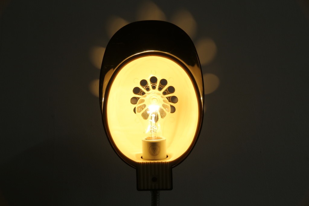 和製ビンテージ　HITACHI (日立)　非売品　限定ライト　記念ノベルティ　記念品　阪神タイガース　ユニークなデザインでインテリアに遊び心をプラスするテーブルランプ　(R-083866)