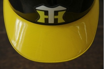 和製ビンテージ　HITACHI (日立)　非売品　限定ライト　記念ノベルティ　記念品　阪神タイガース　ユニークなデザインでインテリアに遊び心をプラスするテーブルランプ　(R-083866)