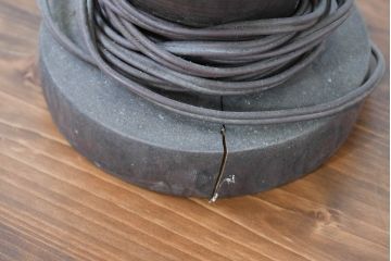 和製ビンテージ　鳥取民芸　吉田璋也　総欅(ケヤキ)材　レトロな佇まいが魅力の卓上スタンド(卓上照明、デスクスタンド、置き型照明、テーブルランプ、ヴィンテージ)(R-083870)