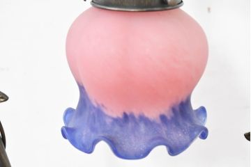 中古　アンティーク調　妖精のモチーフとツタ装飾のフレームが幻想的な雰囲気を演出するテーブルランプ(テーブルスタンド、卓上照明、テーブルライト、スタンドライト、間接照明)(R-083874)