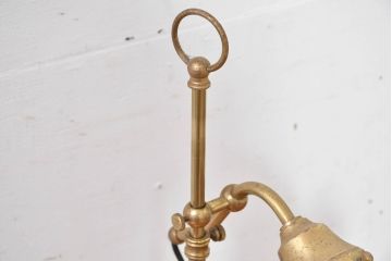 和製ビンテージ　INTERFORM(インターフォルム)　クラシカルな美しさをデスクに添えるアンティーク調デスクスタンド(テーブルスタンド、スタンドライト、卓上照明、テーブル照明、テーブルライト、デスクライト、ヴィンテージ)(R-083879)