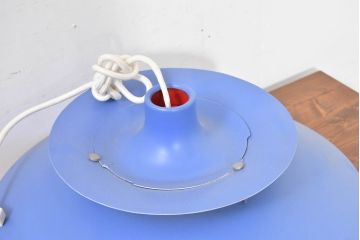 デンマークビンテージ　Louis Poulsen(ルイスポールセン)　PH5(ピーエイチ・ファイブ)　鮮やかで落ち着きのあるブルーのカラーが魅力的なペンダントライト(天井照明、吊り下げ照明、ランプシェード、北欧、ヴィンテージ)(R-083885)