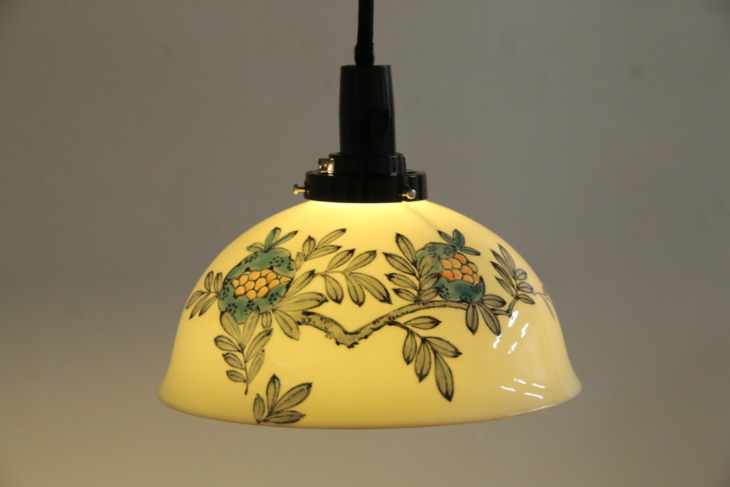 和製アンティーク　オールドノリタケ(日陶)　柘榴の図　手書きの繊細さと自然美を感じさる吊り下げ照明　(R-083886)