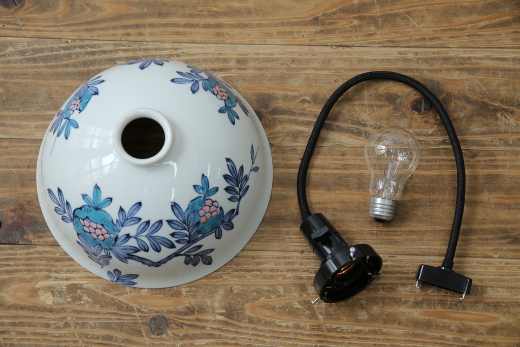 和製アンティーク　オールドノリタケ(日陶)　柘榴の図　手書きの繊細さと自然美を感じさる吊り下げ照明　(R-083886)