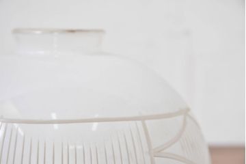和製アンティーク　戦前　昭和初期　和モダンの空間に最適な切子が魅力の電笠2個セット(吊り下げ照明、ペンダントライト、天井照明、シェード、照明カバー)(R-083887)