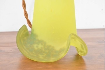 フランスヴィンテージ　ビタミンカラーが可愛らしいガラスシェードのペンダントライト　(R-083888)