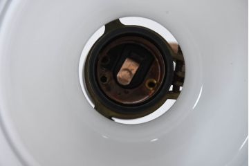 《引っ掛けシーリング式ペンダントライト加工費込み》　和製アンティーク　セルロイド装飾　素朴で愛らしいフォルムが魅力のペンダントライト(天井照明、吊り下げ照明、シェード、電笠)(R-083893)