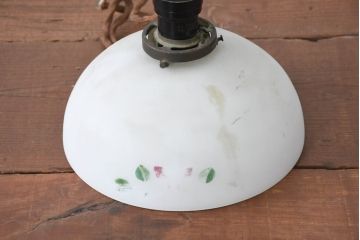 《引っ掛けシーリング式ペンダントライト加工費込み》　和製アンティーク　昭和レトロな雰囲気たっぷりのペンダントライト(ペンダントランプ、吊り下げ照明、天井照明、シェード、電笠)(R-083895)