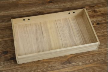 中古　美品!!　高級工芸家具　静岡指物　県知事賞受賞品　前面桑(クワ)材　天板・側面キハダ材　縦型収納箪笥(収納棚、戸棚、サイドチェスト、引き出し、整理箪笥、和タンス、たんす)(R-083920)