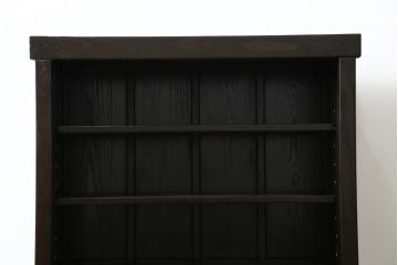 中古　美品　重厚感ある佇まいが魅力的な水屋箪笥サイドボード(食器棚、戸棚、収納棚、キャビネット)(R-083921)