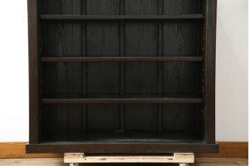 中古　美品　重厚感ある佇まいが魅力的な水屋箪笥サイドボード(食器棚、戸棚、収納棚、キャビネット)(R-083921)