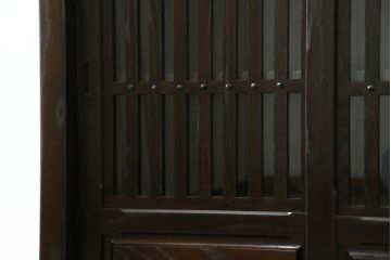 中古　美品　重厚感ある佇まいが魅力的な水屋箪笥サイドボード(食器棚、戸棚、収納棚、キャビネット)(R-083921)