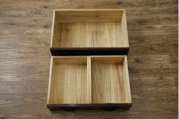 和製ビンテージ　豪華な彫金装飾と艶やかな木肌が魅力の仙台箪笥(整理タンス、収納たんす、引き出し、サイドチェスト、ヴィンテージ)(R-083923)