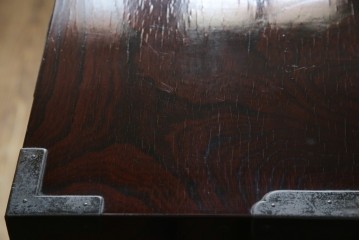 和製ビンテージ　豪華な彫金装飾と艶やかな木肌が魅力の仙台箪笥(整理タンス、収納たんす、引き出し、サイドチェスト、ヴィンテージ)(R-083923)