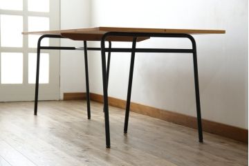 中古　美品　IDEE(イデー)　SOUDIEUX(スデュー)　ナチュラルな風合いが魅力的なテーブル(ダイニングテーブル、作業台)(定価約28万円)(R-083925)