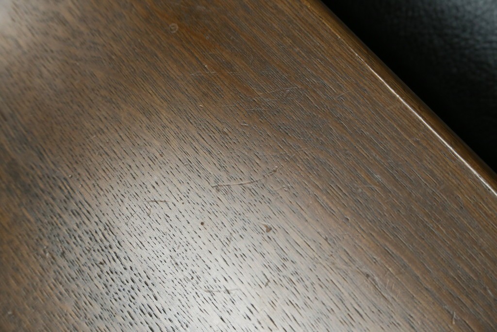 新古　未使用展示品　CONDE HOUSE(カンディハウス)　BOLS(ボルス)　本革(レザー)　個性が光るモダンデザインの2人掛けソファ　定価約76万円　(R-083926)