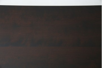 中古　北海道民芸家具　深みのある色合いとクラシカルな雰囲気が魅力的なダイニングテーブル(R-083927)