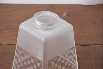 和製アンティーク　市松模様が目を引くペンダントライト(吊り下げ照明、天井照明、シェード、電笠)(R-083935)
