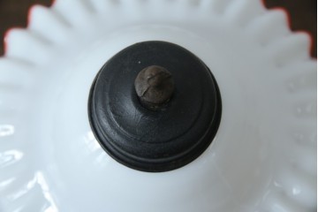 和製アンティーク　赤フリルが素敵!大正ロマンの雰囲気漂うテーブルスタンド　(R-083946)