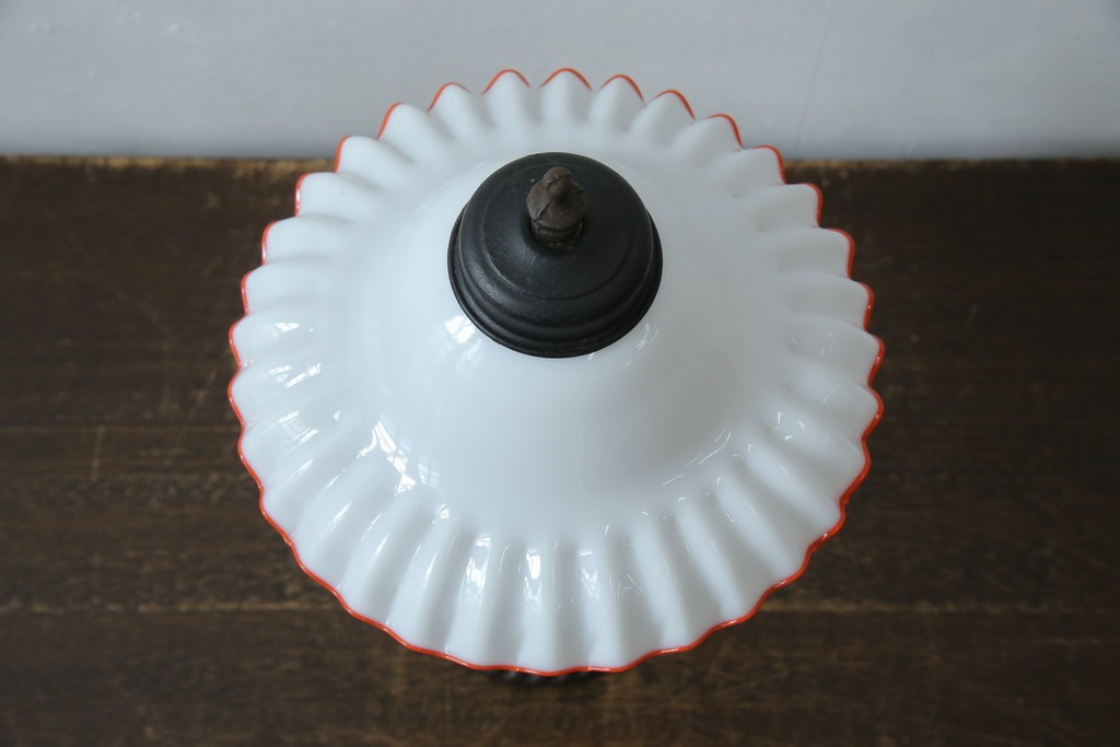 和製アンティーク　赤フリルが素敵!大正ロマンの雰囲気漂うテーブルスタンド　(R-083946)