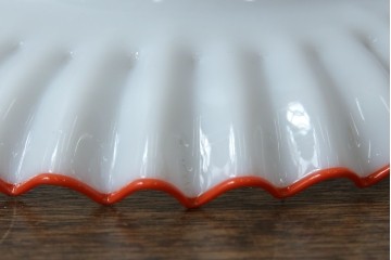 和製アンティーク　赤フリルが素敵!大正ロマンの雰囲気漂うテーブルスタンド　(R-083946)