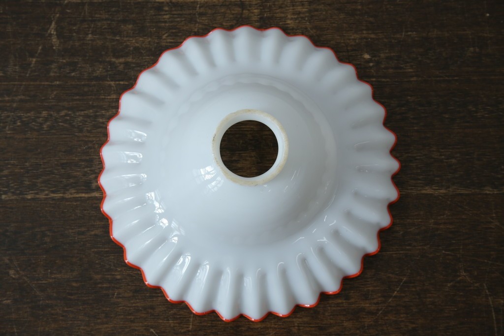 和製アンティーク　赤フリルが素敵!大正ロマンの雰囲気漂うテーブルスタンド　(R-083946)