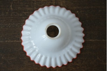 和製アンティーク　赤フリルが素敵!大正ロマンの雰囲気漂うテーブルスタンド　(R-083946)