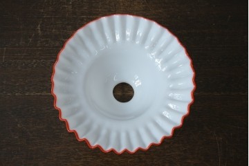 和製アンティーク　赤フリルが素敵!大正ロマンの雰囲気漂うテーブルスタンド　(R-083946)