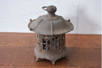 和製アンティーク　和の趣あふれる重厚な吊り灯篭(吊り灯籠、吊り下げ照明、天井照明)(R-083950)