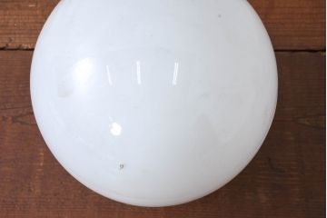《天井・壁付け照明加工費込み》　和製アンティーク　球体型　レトロな丸いフォルムが可愛らしいウォールライト(天井照明、壁付け照明、シーリングライト)(R-083964)