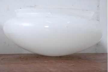 《シーリングライト加工費込み》　和製アンティーク　ふっくら丸みのあるフォルムが可愛らしい乳白色のシーリングライト2個セット(天井照明)(R-083968)