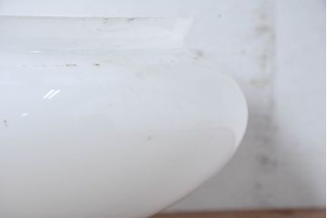 《シーリングライト加工費込み》　和製アンティーク　ふっくら丸みのあるフォルムが可愛らしい乳白色のシーリングライト2個セット(天井照明)(R-083968)